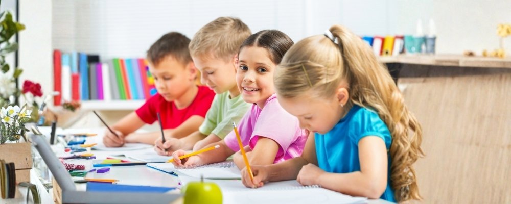 Online Language Courses for Kids in Greece: Safe, Fun, and Effective